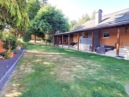 Quinta com 5 quarto(s) para venda em Scheidgen