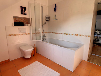 Quinta com 5 quarto(s) para venda em Scheidgen