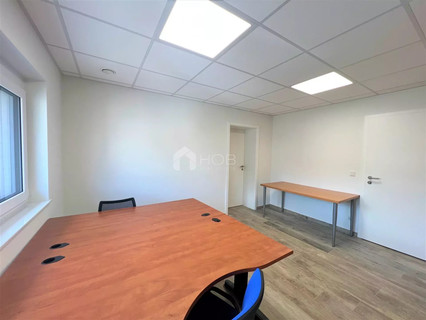 Büro zu vermieten in Weiswampach