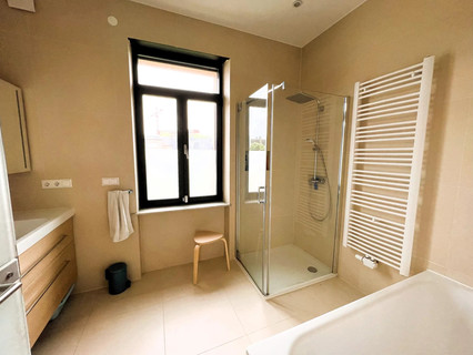 House with 5 bedroom(s) to rent in Luxembourg-Bonnevoie