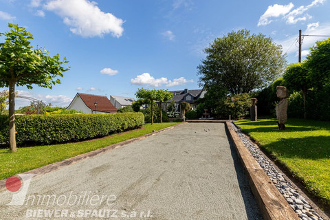 Moradia com 5 quarto(s) para venda em Scheidgen