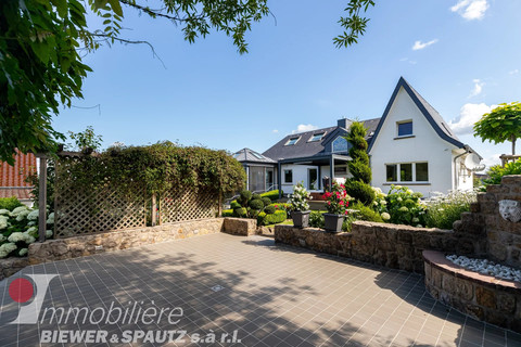 Moradia com 5 quarto(s) para venda em Scheidgen