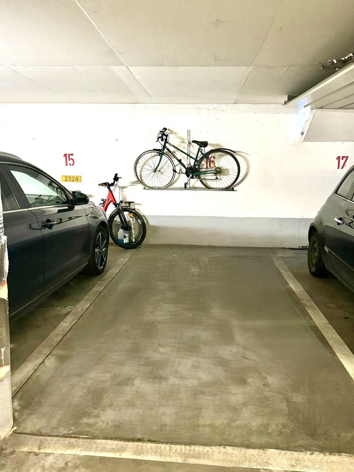 Parking Mersch.jpg