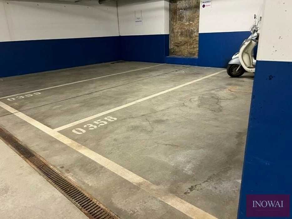 PARKING1.jpg