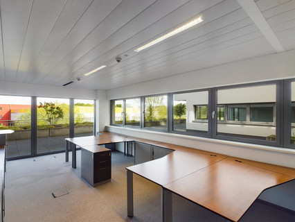 Escritório com 1 quarto(s) para alugar em Contern