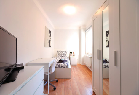 Quarto com 10 quarto(s) para alugar em Luxembourg-Gasperich