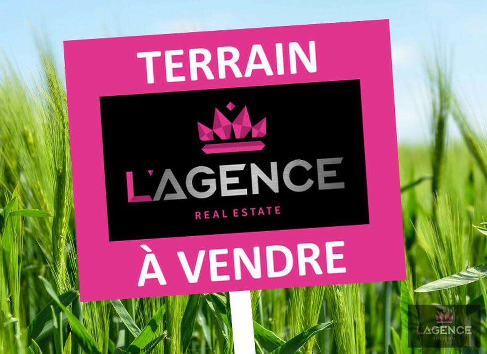 à vendre terrain.jpg