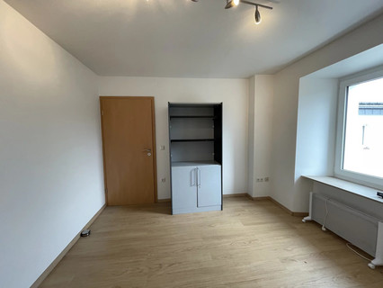 Büro zu vermieten in Troisvierges