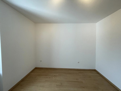 Büro zu vermieten in Troisvierges