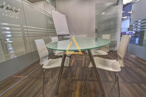 Büro zu vermieten in Sandweiler