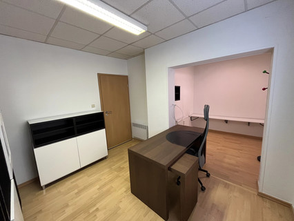 Escritório para alugar em Differdange