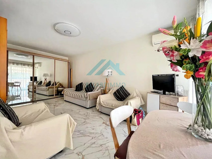 Studio to sell in Menton