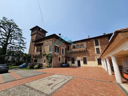 Schloss 18 Zimmer zu verkaufen in Brescia