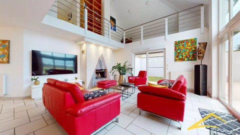 Moradia com 3 quarto(s) para venda em Crusnes