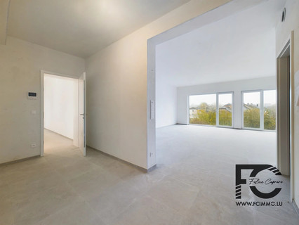 Duplex com 4 quarto(s) para venda em Aubange