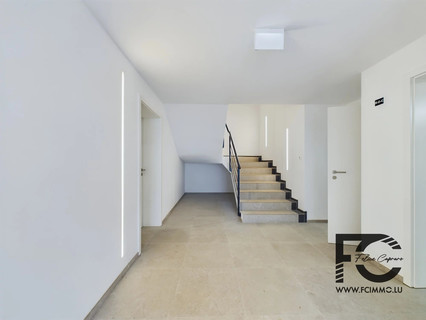 Duplex com 4 quarto(s) para venda em Aubange