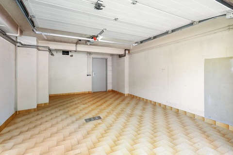 Moradia com 6 quarto(s) para venda em Howald