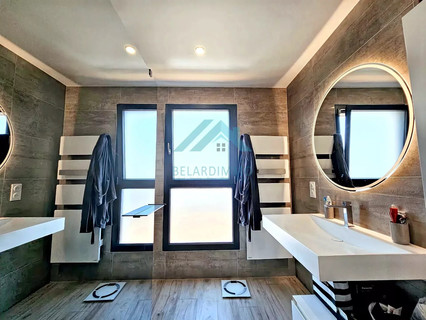 Moradia com 4 quarto(s) para venda em Hussigny-Godbrange