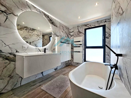 Moradia com 4 quarto(s) para venda em Hussigny-Godbrange