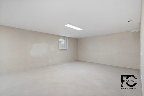 House with 4 bedroom(s) to sell in Limpach