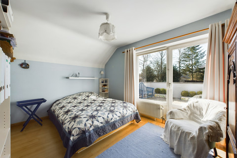 House with 5 bedroom(s) to sell in Schrassig