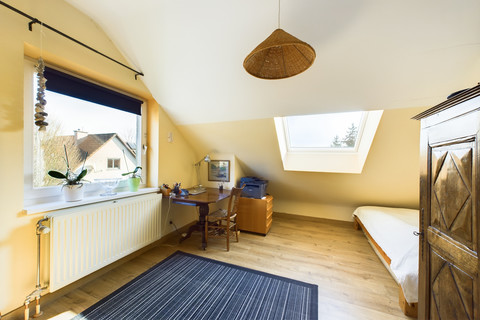 House with 5 bedroom(s) to sell in Schrassig