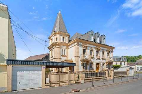 Moradia com 6 quarto(s) para venda em Longwy