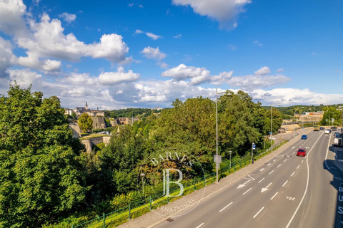 Apartamento com 4 quarto(s) para venda em Luxembourg-Gare