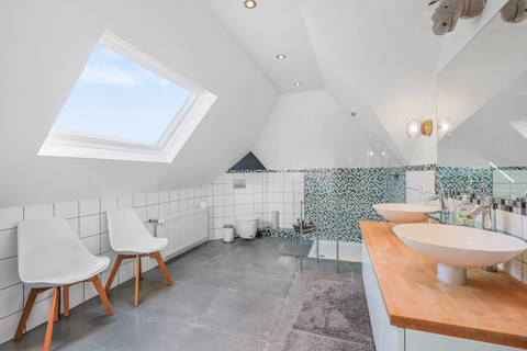 Vivenda com 5 quarto(s) para venda em Ehlange