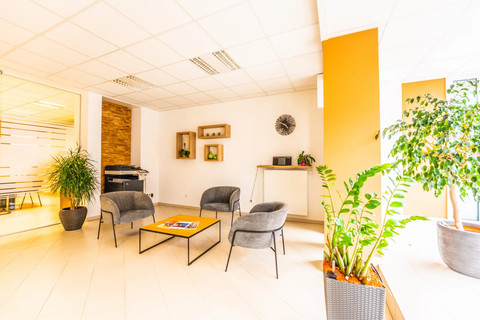 Büro zu vermieten in Platen