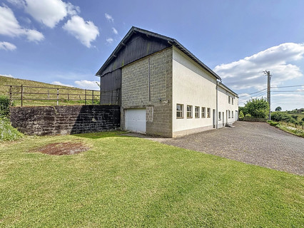 Moradia com 3 quarto(s) para venda em Sankt vith