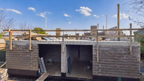 Apartamento com 3 quarto(s) para venda em Garnich