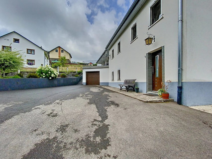 Moradia com 5 quarto(s) para venda em Sankt vith