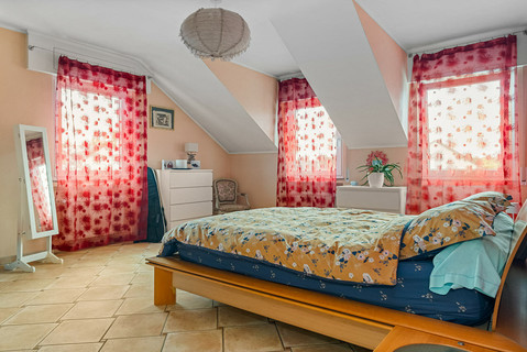 Apartment with 4 bedroom(s) to sell in Kehlen