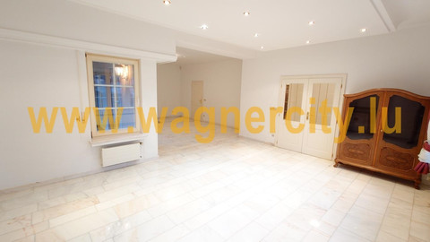 Einfamilienhaus 5 Zimmer zu verkaufen in Bridel