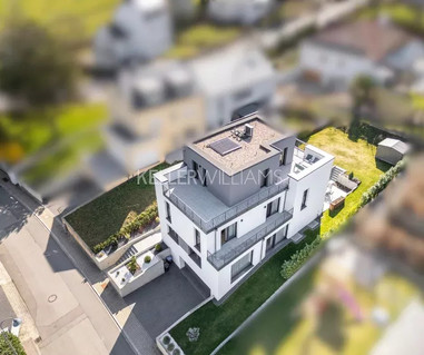 House with 5 bedroom(s) to sell in Oetrange