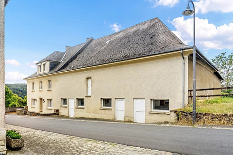 Farm with 6 bedroom(s) to sell in Merkholtz