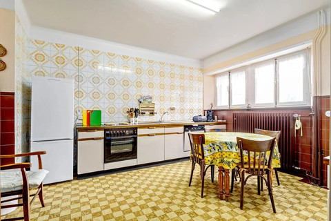 Farm with 6 bedroom(s) to sell in Merkholtz