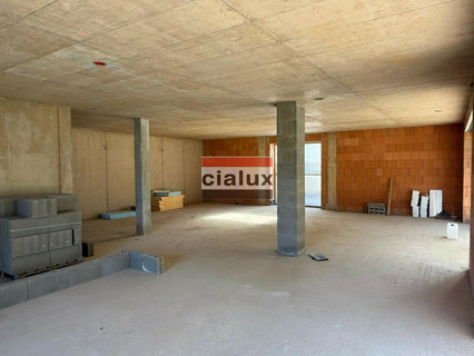 Vivenda com 4 quarto(s) para venda em Kockelscheuer