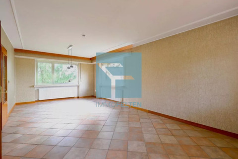 Moradia com 4 quarto(s) para venda em Meispelt