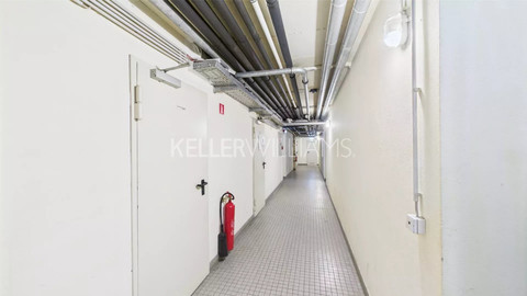 Office with 2 bedroom(s) to sell in Luxembourg-Gare