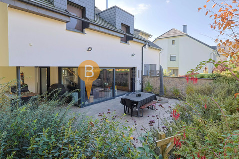 Semi-detached with 3 bedroom(s) to sell in Calmus