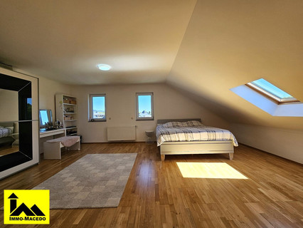 House with 8 bedroom(s) to sell in Fouhren