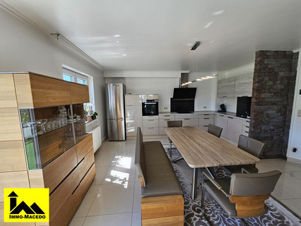 House with 8 bedroom(s) to sell in Fouhren