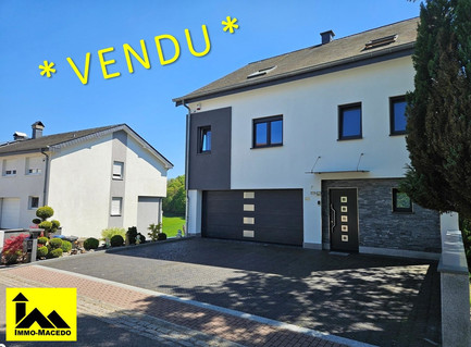 House with 8 bedroom(s) to sell in Fouhren