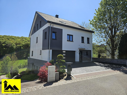 House with 8 bedroom(s) to sell in Fouhren