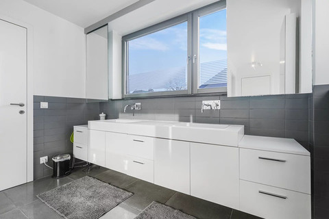 Detached house with 5 bedroom(s) to sell in Ehlange