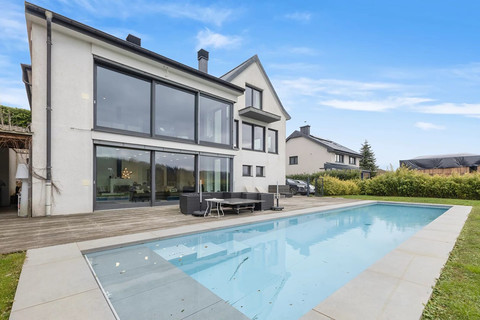 Detached house with 5 bedroom(s) to sell in Ehlange