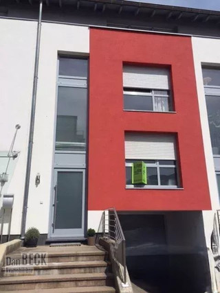 Moradia geminada com 3 quarto(s) para venda em Bereldange