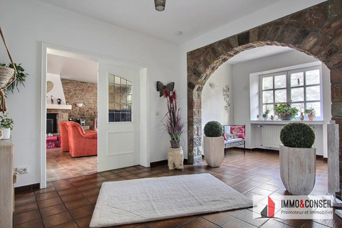 Village house with 5 bedroom(s) to sell in Grosbous